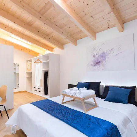 Dimora Elysium Vicino F1/ Ospedale San Gerardo Apartment